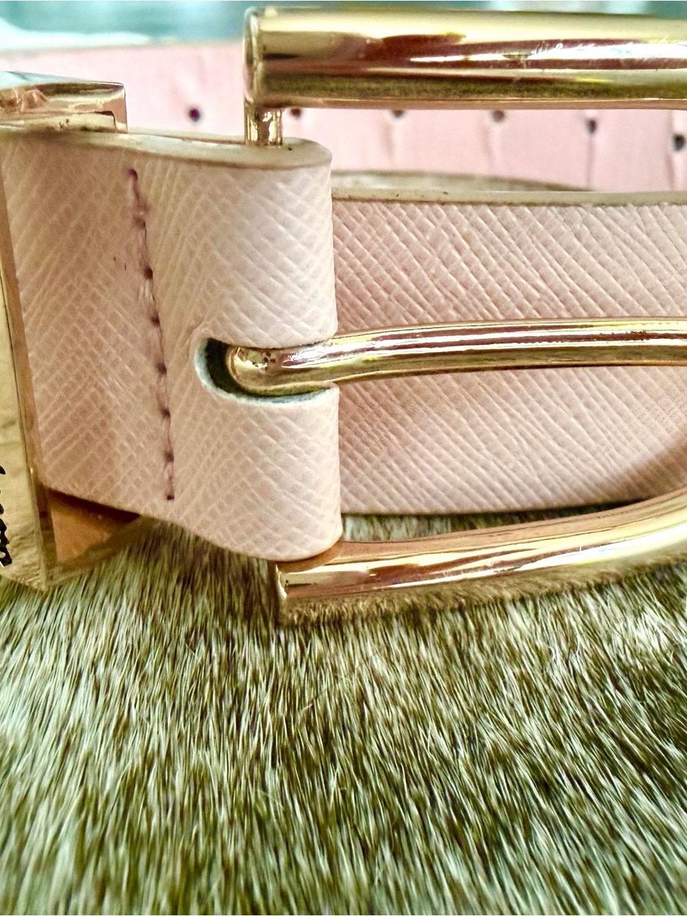 Juicy Couture Women's Rose Gold Leather Belt with Gold Buckle 37” Size M